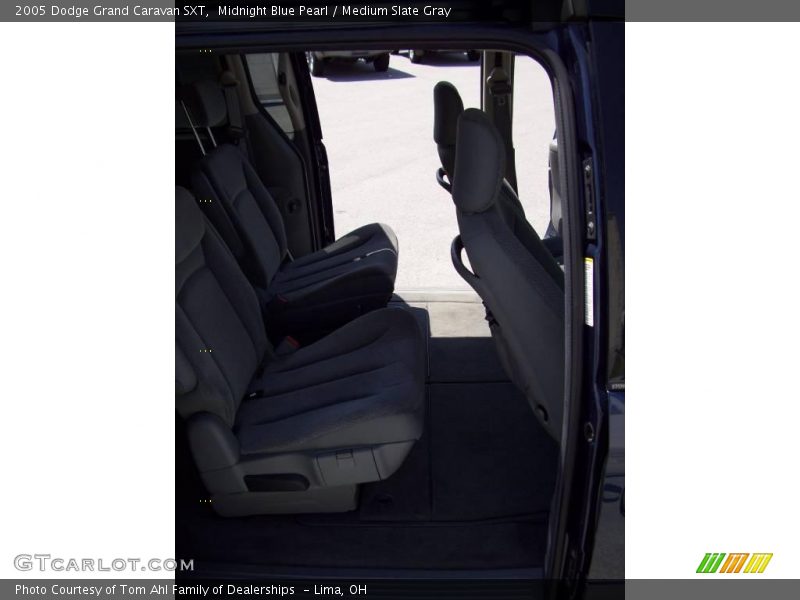 Midnight Blue Pearl / Medium Slate Gray 2005 Dodge Grand Caravan SXT