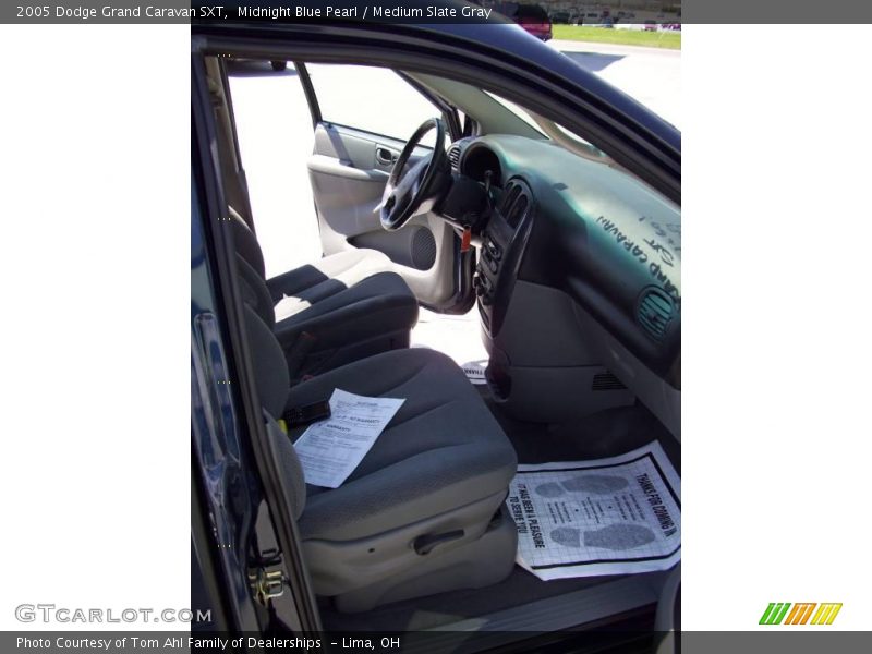 Midnight Blue Pearl / Medium Slate Gray 2005 Dodge Grand Caravan SXT
