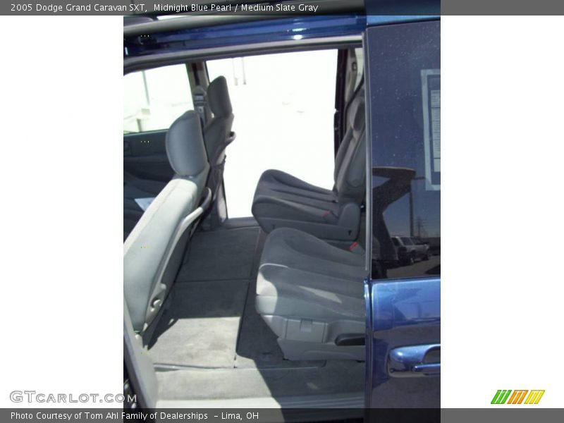 Midnight Blue Pearl / Medium Slate Gray 2005 Dodge Grand Caravan SXT