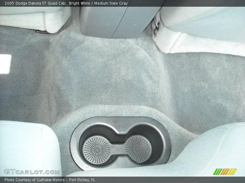 Bright White / Medium Slate Gray 2005 Dodge Dakota ST Quad Cab