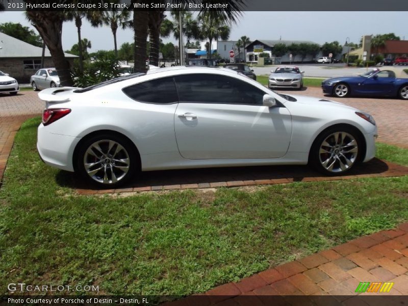 White Satin Pearl / Black Leather 2013 Hyundai Genesis Coupe 3.8 Track