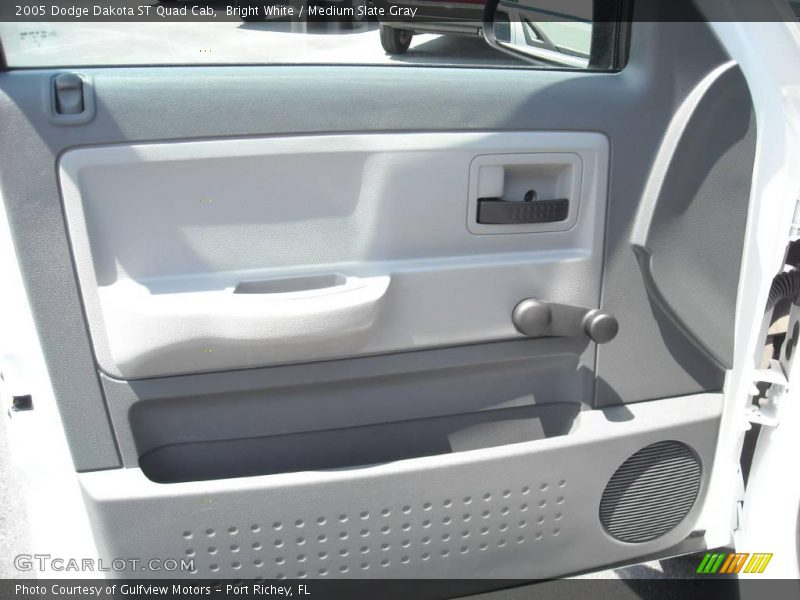 Bright White / Medium Slate Gray 2005 Dodge Dakota ST Quad Cab