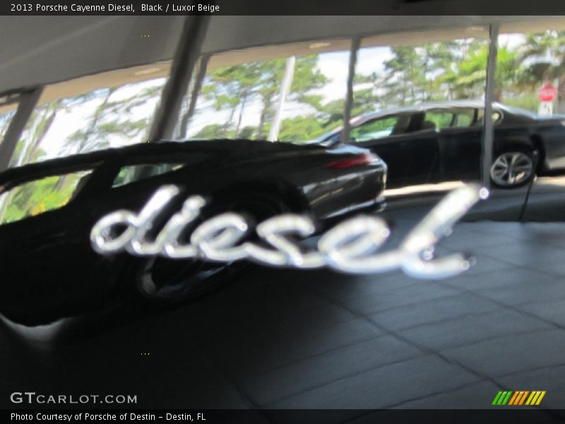 Black / Luxor Beige 2013 Porsche Cayenne Diesel