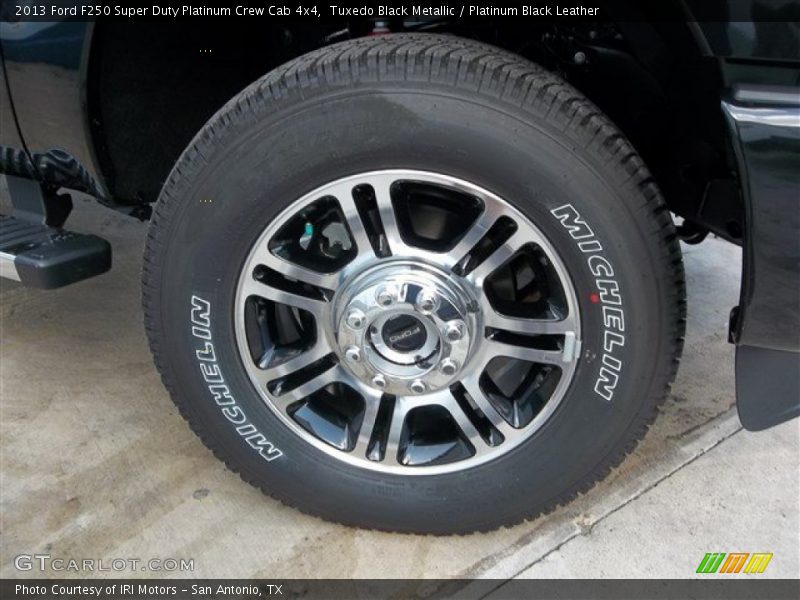 Tuxedo Black Metallic / Platinum Black Leather 2013 Ford F250 Super Duty Platinum Crew Cab 4x4