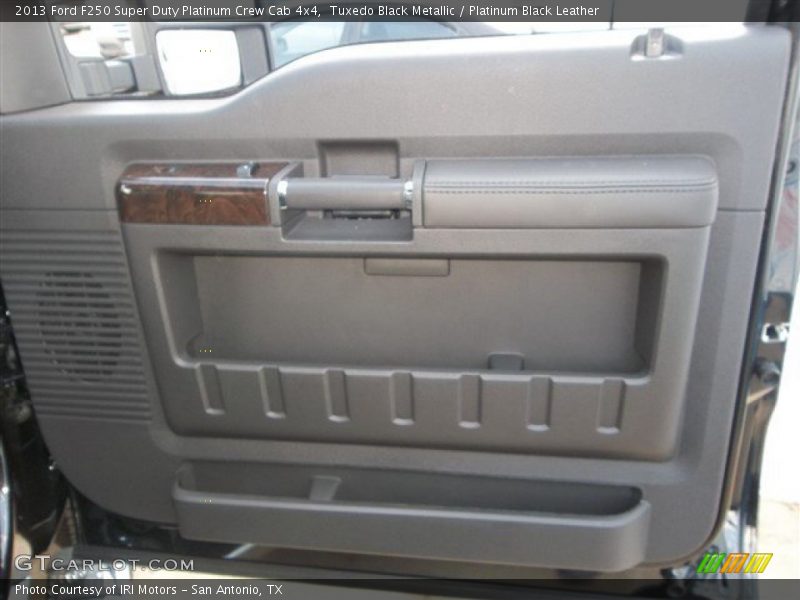 Tuxedo Black Metallic / Platinum Black Leather 2013 Ford F250 Super Duty Platinum Crew Cab 4x4