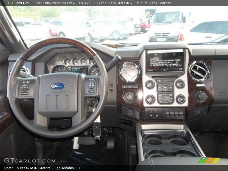 Tuxedo Black Metallic / Platinum Black Leather 2013 Ford F250 Super Duty Platinum Crew Cab 4x4
