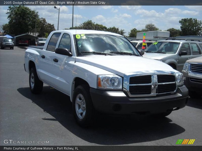 Bright White / Medium Slate Gray 2005 Dodge Dakota ST Quad Cab