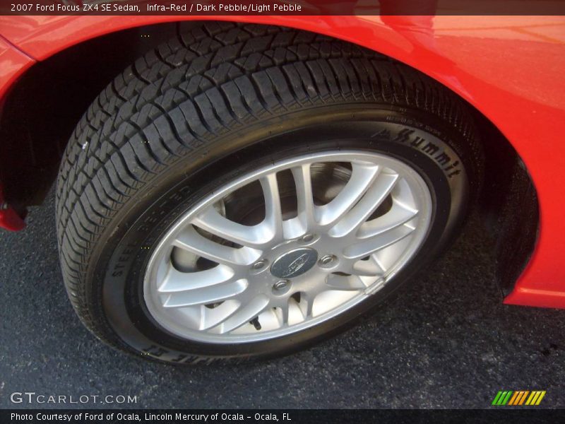 Infra-Red / Dark Pebble/Light Pebble 2007 Ford Focus ZX4 SE Sedan