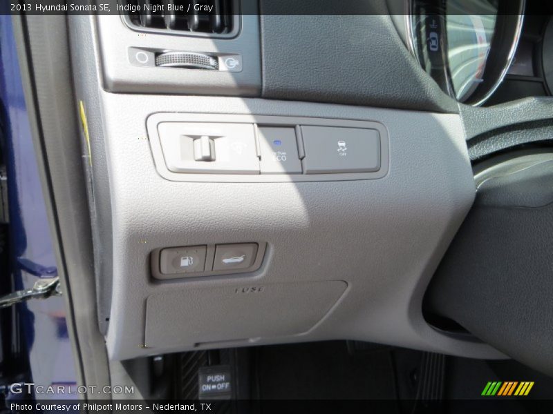 Indigo Night Blue / Gray 2013 Hyundai Sonata SE