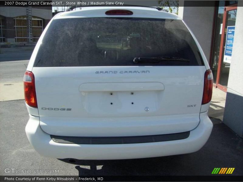 Stone White / Medium Slate Gray 2007 Dodge Grand Caravan SXT