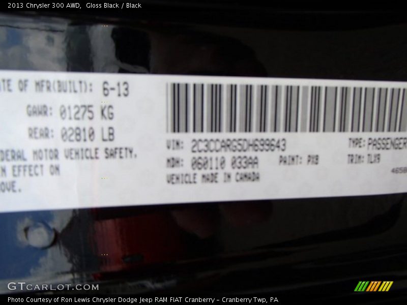 Gloss Black / Black 2013 Chrysler 300 AWD