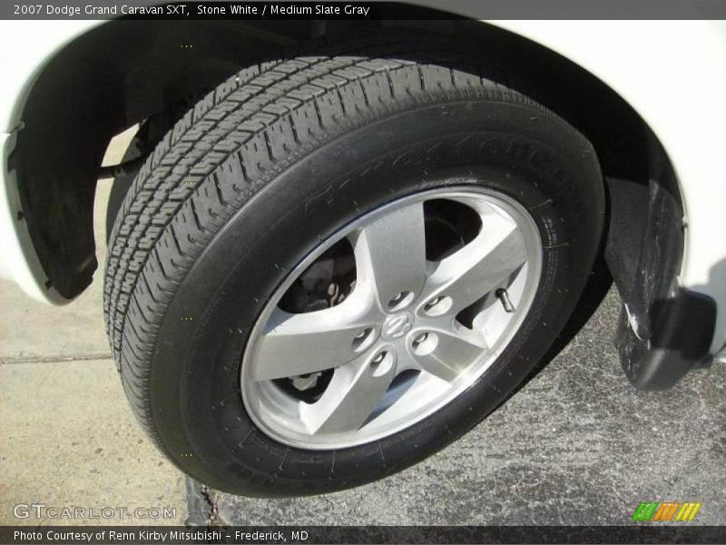 Stone White / Medium Slate Gray 2007 Dodge Grand Caravan SXT