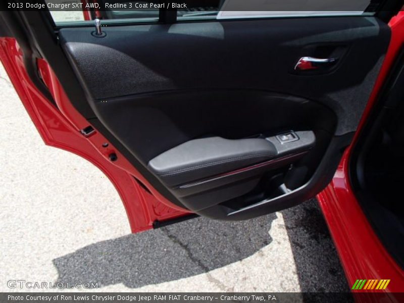 Redline 3 Coat Pearl / Black 2013 Dodge Charger SXT AWD