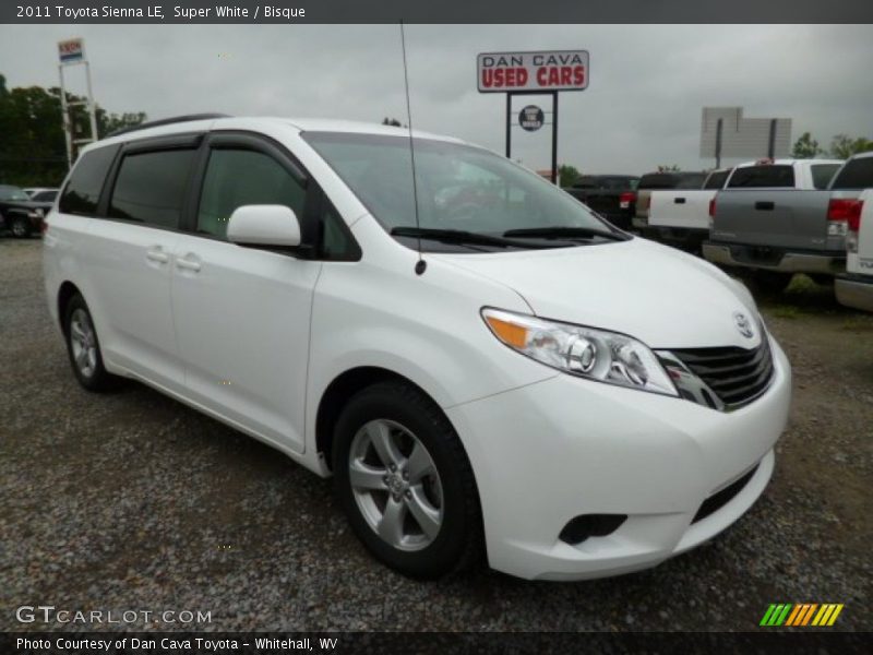 Super White / Bisque 2011 Toyota Sienna LE