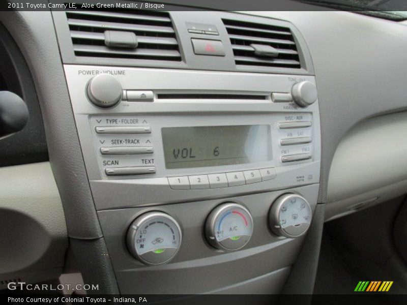 Audio System of 2011 Camry LE