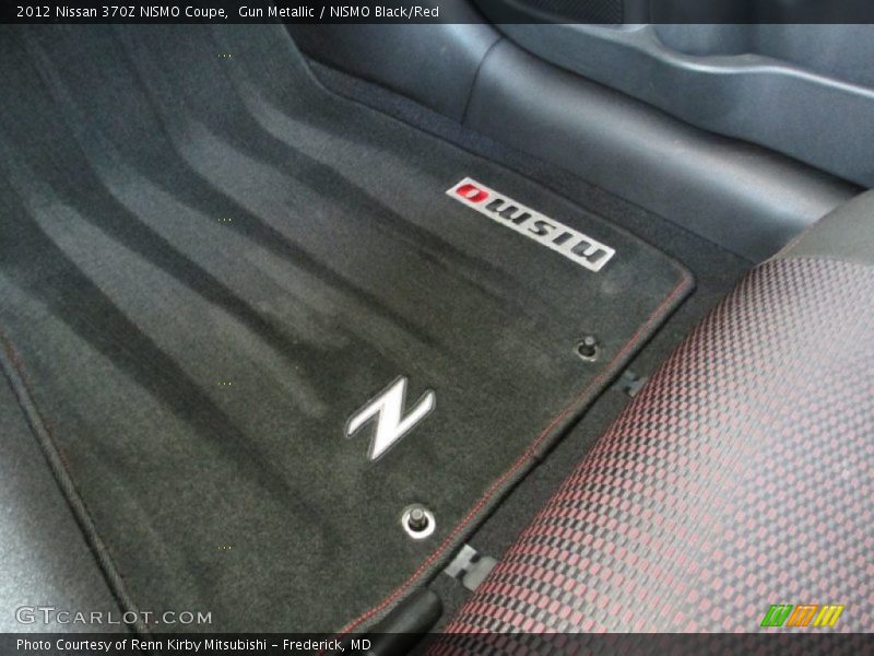 Gun Metallic / NISMO Black/Red 2012 Nissan 370Z NISMO Coupe