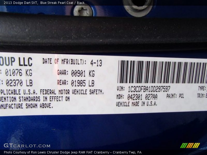 Blue Streak Pearl Coat / Black 2013 Dodge Dart SXT