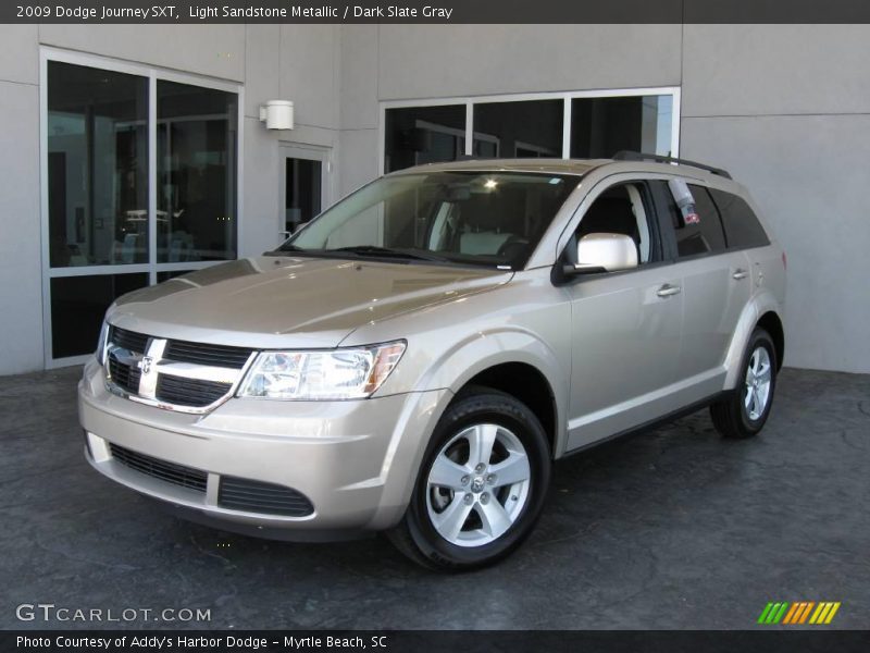 Light Sandstone Metallic / Dark Slate Gray 2009 Dodge Journey SXT