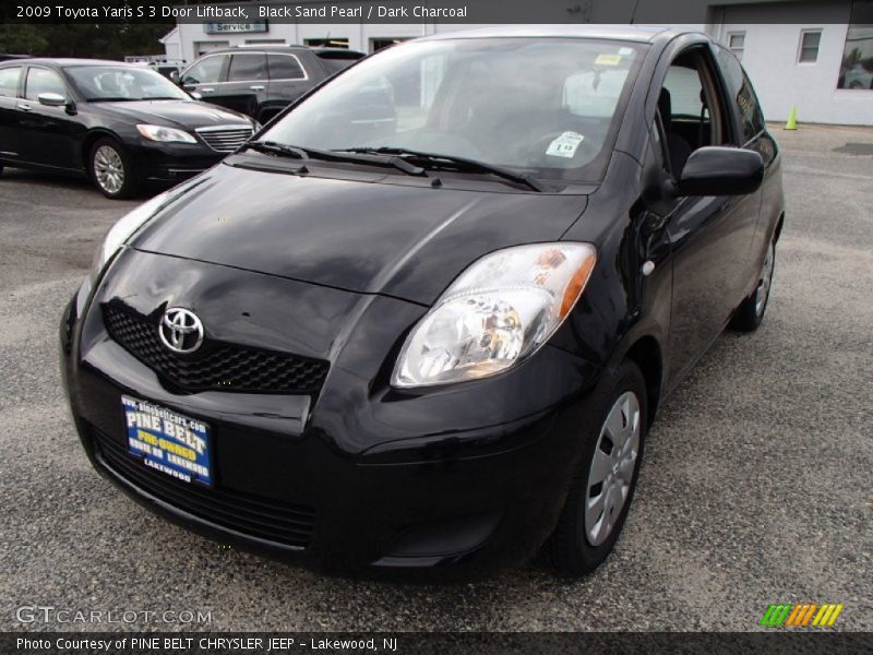Black Sand Pearl / Dark Charcoal 2009 Toyota Yaris S 3 Door Liftback