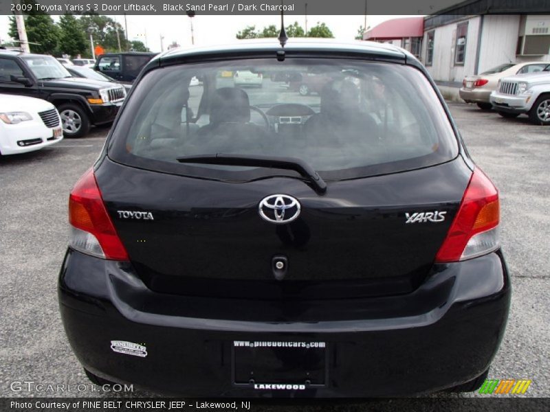 Black Sand Pearl / Dark Charcoal 2009 Toyota Yaris S 3 Door Liftback