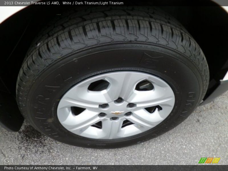  2013 Traverse LS AWD Wheel