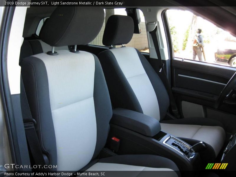 Light Sandstone Metallic / Dark Slate Gray 2009 Dodge Journey SXT