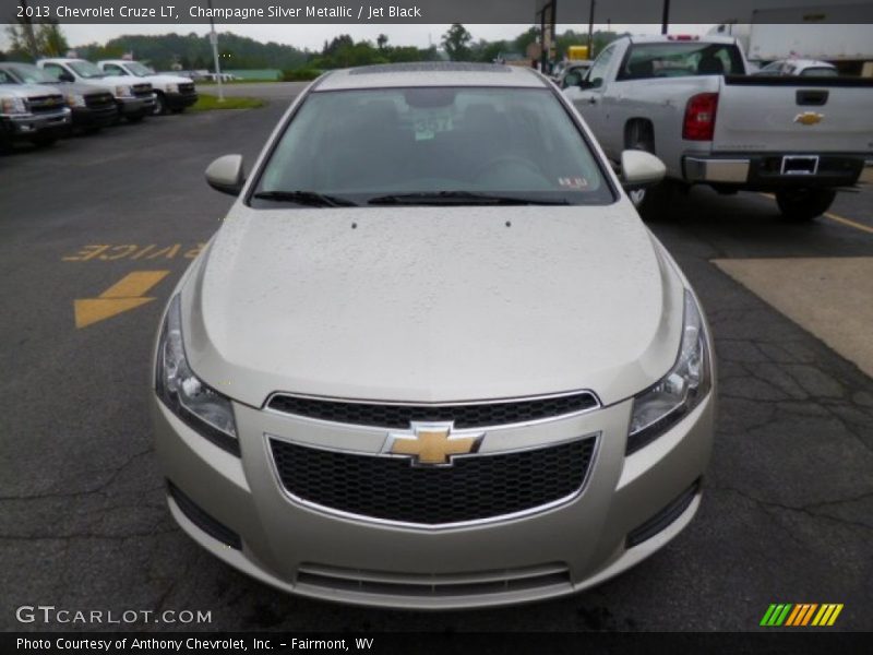 Champagne Silver Metallic / Jet Black 2013 Chevrolet Cruze LT