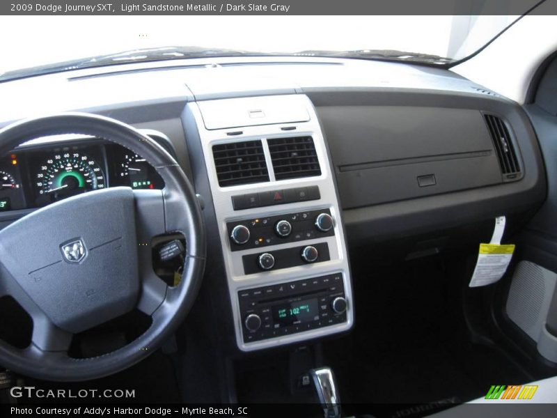 Light Sandstone Metallic / Dark Slate Gray 2009 Dodge Journey SXT