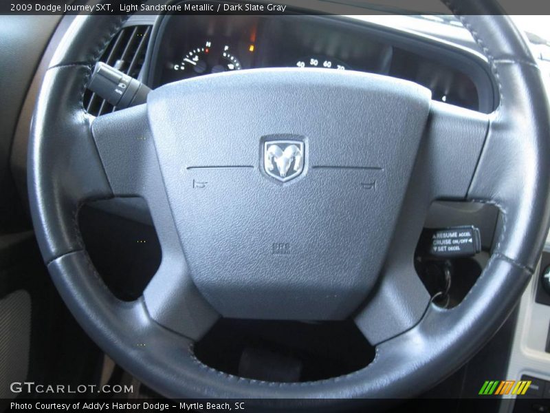 Light Sandstone Metallic / Dark Slate Gray 2009 Dodge Journey SXT