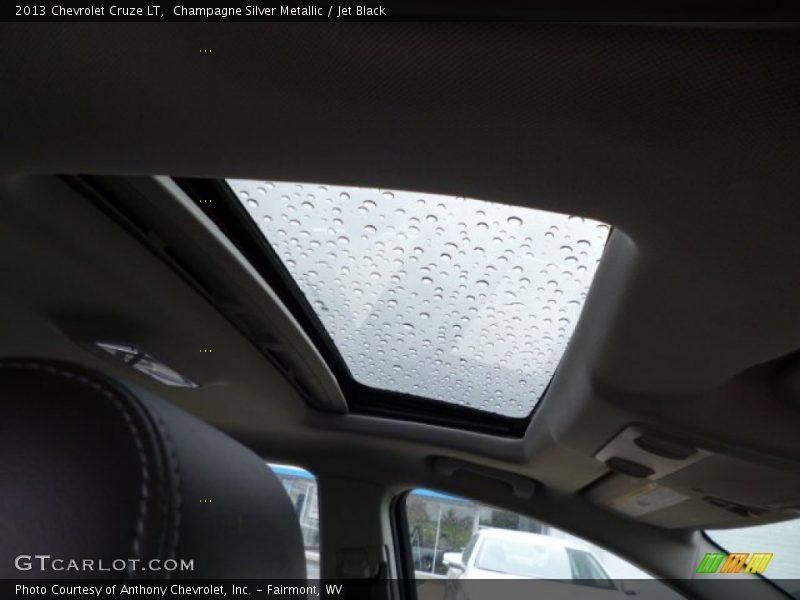 Champagne Silver Metallic / Jet Black 2013 Chevrolet Cruze LT