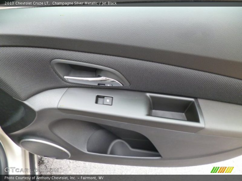 Champagne Silver Metallic / Jet Black 2013 Chevrolet Cruze LT