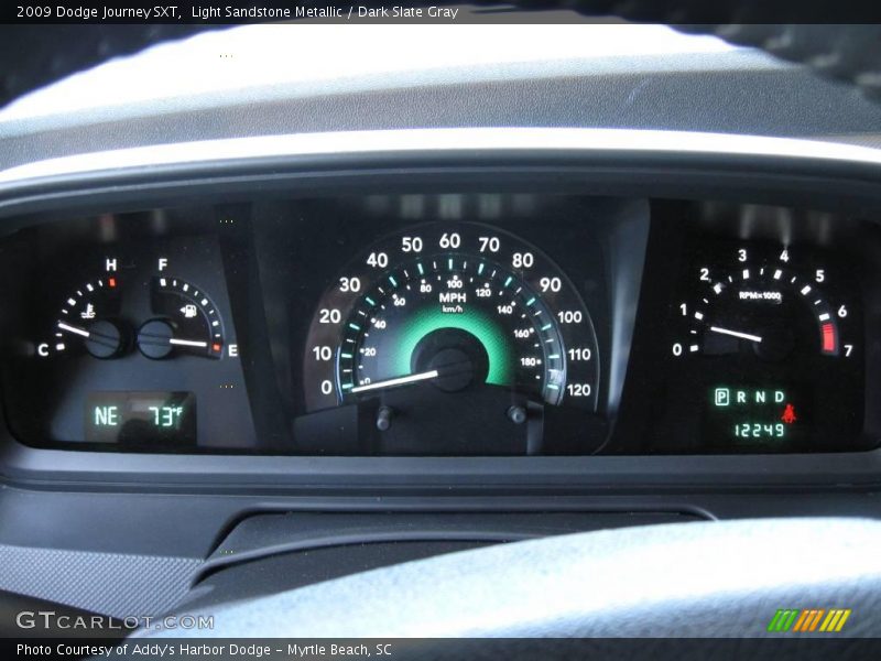 Light Sandstone Metallic / Dark Slate Gray 2009 Dodge Journey SXT