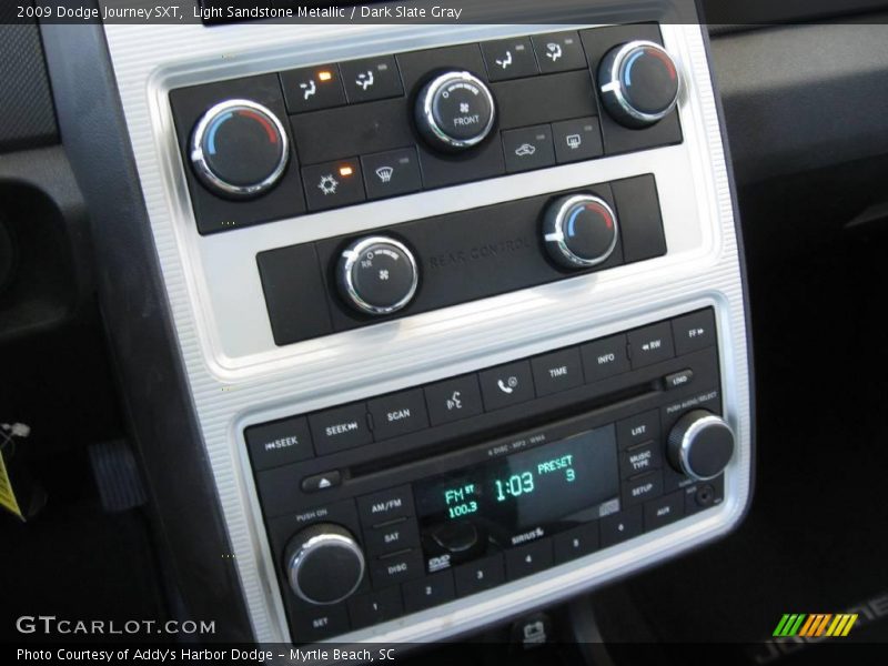 Light Sandstone Metallic / Dark Slate Gray 2009 Dodge Journey SXT