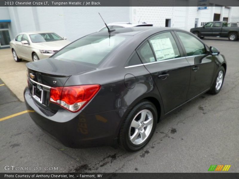 Tungsten Metallic / Jet Black 2013 Chevrolet Cruze LT