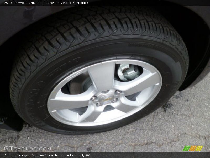 Tungsten Metallic / Jet Black 2013 Chevrolet Cruze LT