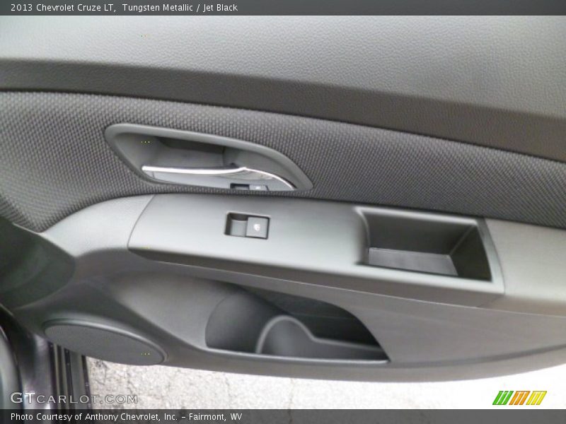 Tungsten Metallic / Jet Black 2013 Chevrolet Cruze LT