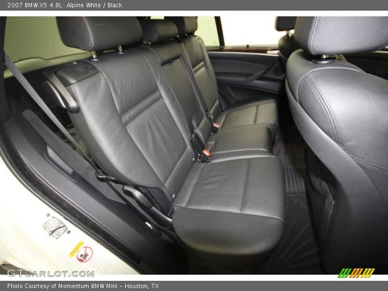 Alpine White / Black 2007 BMW X5 4.8i