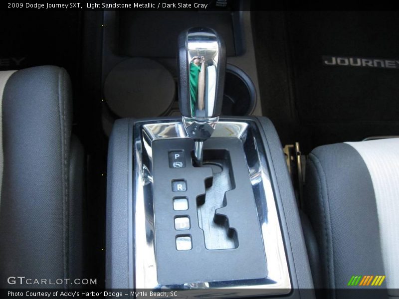 Light Sandstone Metallic / Dark Slate Gray 2009 Dodge Journey SXT
