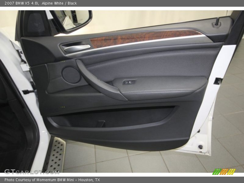 Alpine White / Black 2007 BMW X5 4.8i