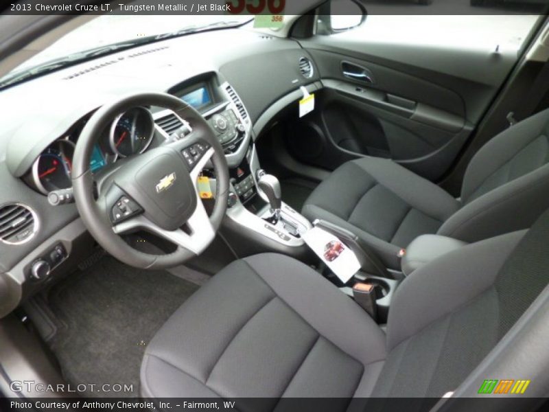 Tungsten Metallic / Jet Black 2013 Chevrolet Cruze LT