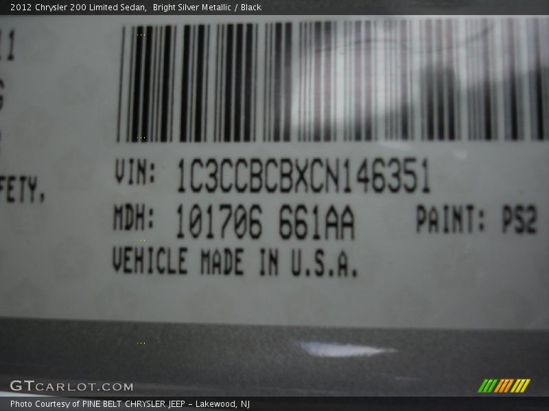 Bright Silver Metallic / Black 2012 Chrysler 200 Limited Sedan