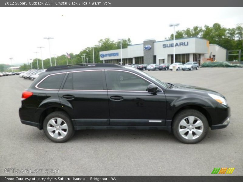 Crystal Black Silica / Warm Ivory 2012 Subaru Outback 2.5i