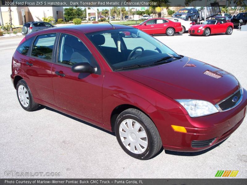 Dark Toreador Red Metallic / Charcoal/Charcoal 2006 Ford Focus ZX5 S Hatchback