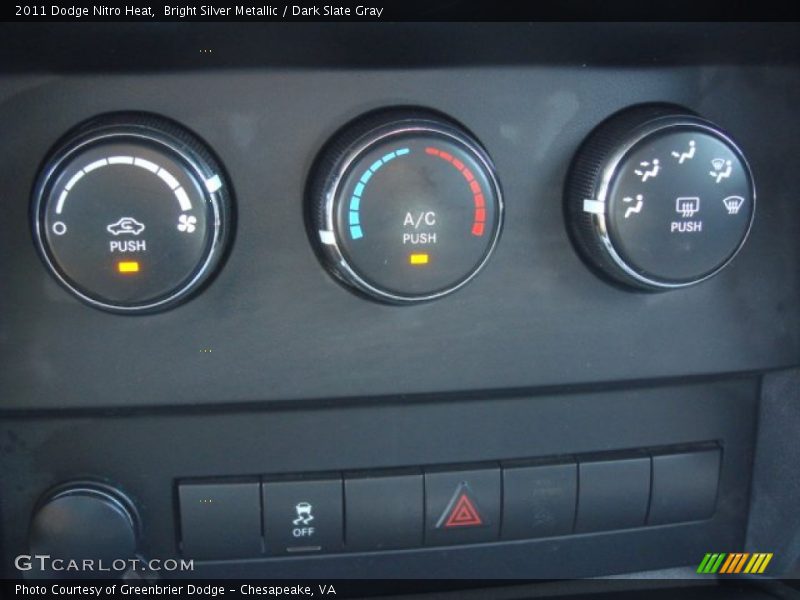 Bright Silver Metallic / Dark Slate Gray 2011 Dodge Nitro Heat