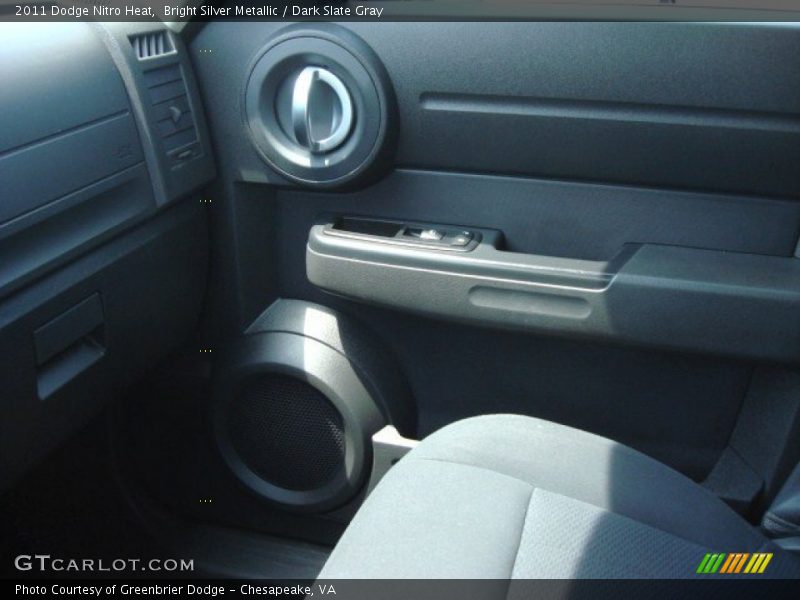 Bright Silver Metallic / Dark Slate Gray 2011 Dodge Nitro Heat