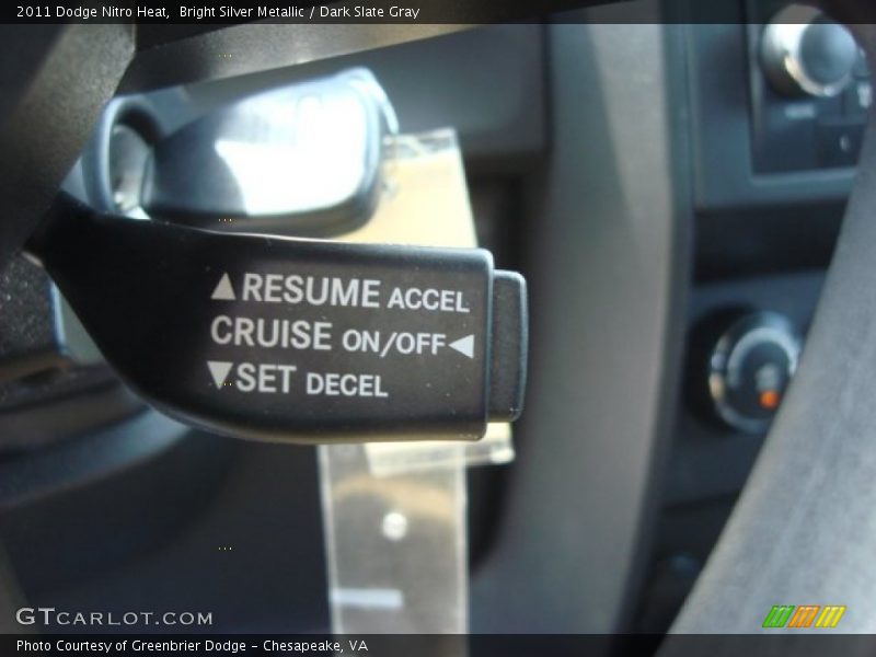 Bright Silver Metallic / Dark Slate Gray 2011 Dodge Nitro Heat