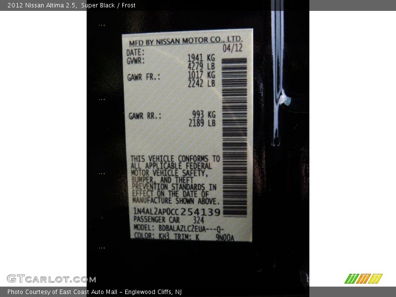 Super Black / Frost 2012 Nissan Altima 2.5