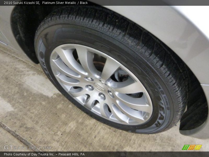 Platinum Silver Metallic / Black 2010 Suzuki Kizashi SE