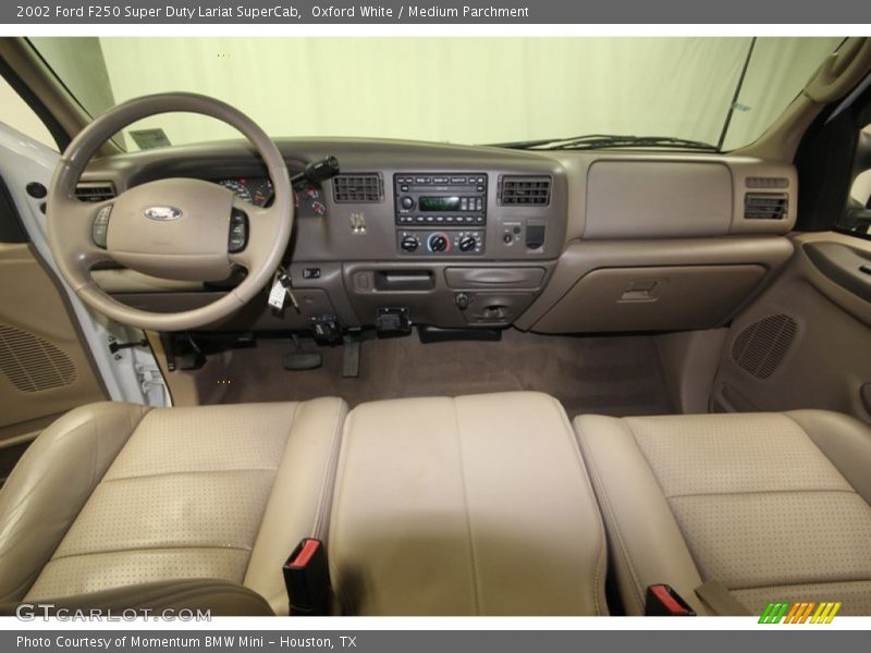 Dashboard of 2002 F250 Super Duty Lariat SuperCab