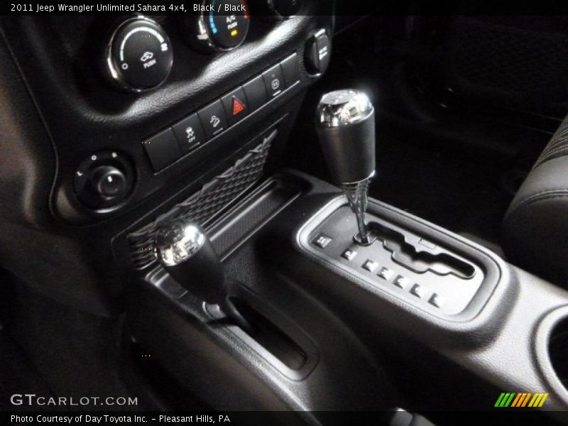 Black / Black 2011 Jeep Wrangler Unlimited Sahara 4x4